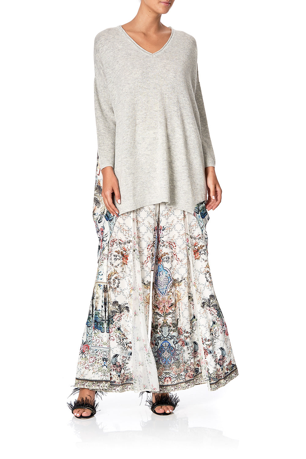 V NECK JUMPER WITH PRINT BACK SOUTHERN BELLE