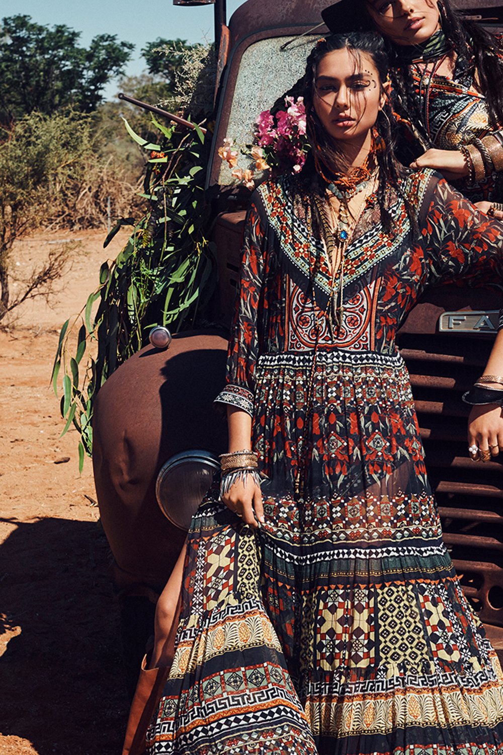 LONG GATHERED PANEL DRESS PAVED IN PAISLEY