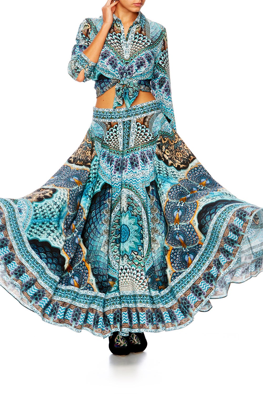 TURN ON THE CHARM CIRCLE SKIRT