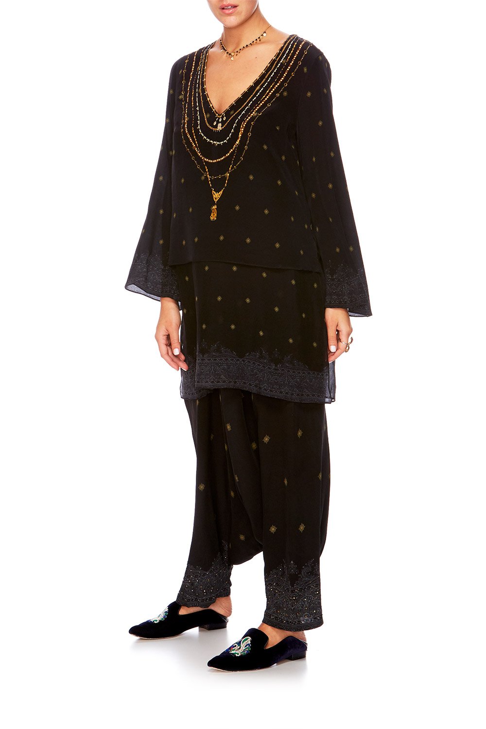 LUCKY STARS BLOUSE W SIDE SPLIT UNDERLAY