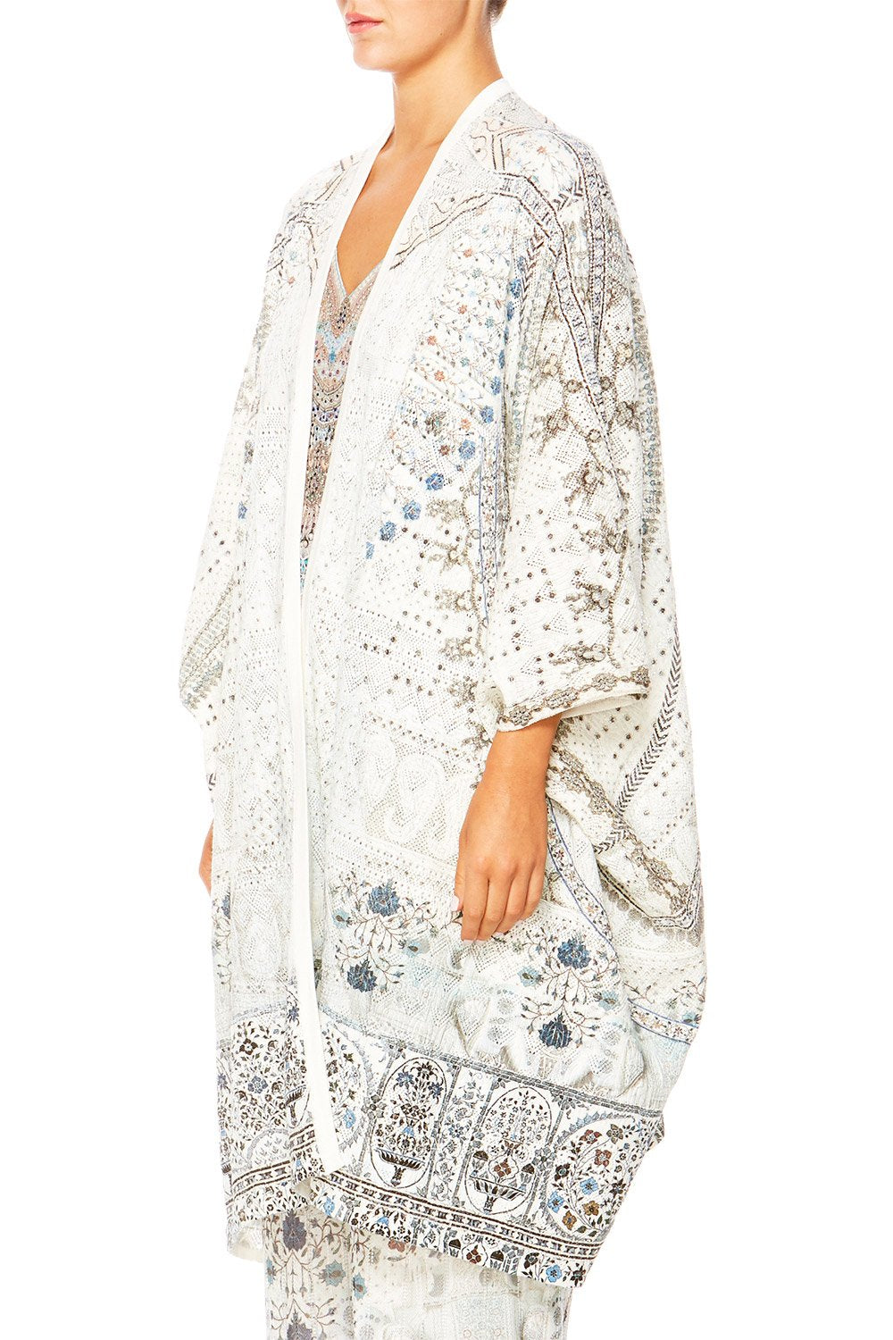 BREAKFAST WITH SILVIA KNIT CAPE