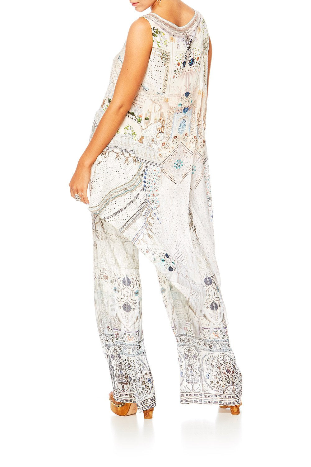 BREAKFAST WITH SILVIA V-NECK CROSS BACK TOP