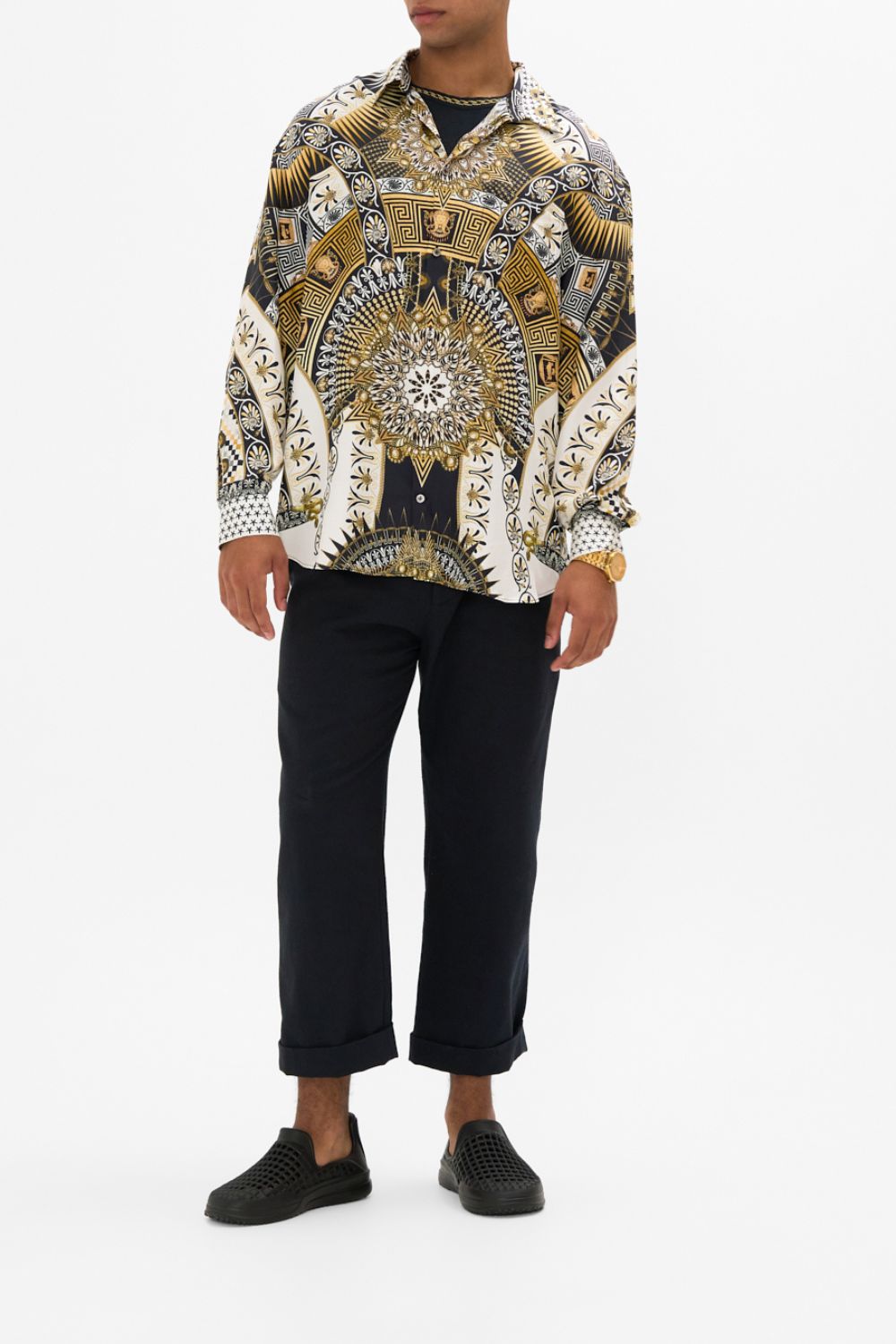The CAMILLA OVERSIZED SHIRT TEMPLES OF DENDARA in our TEMPLES OF DENDARA print.