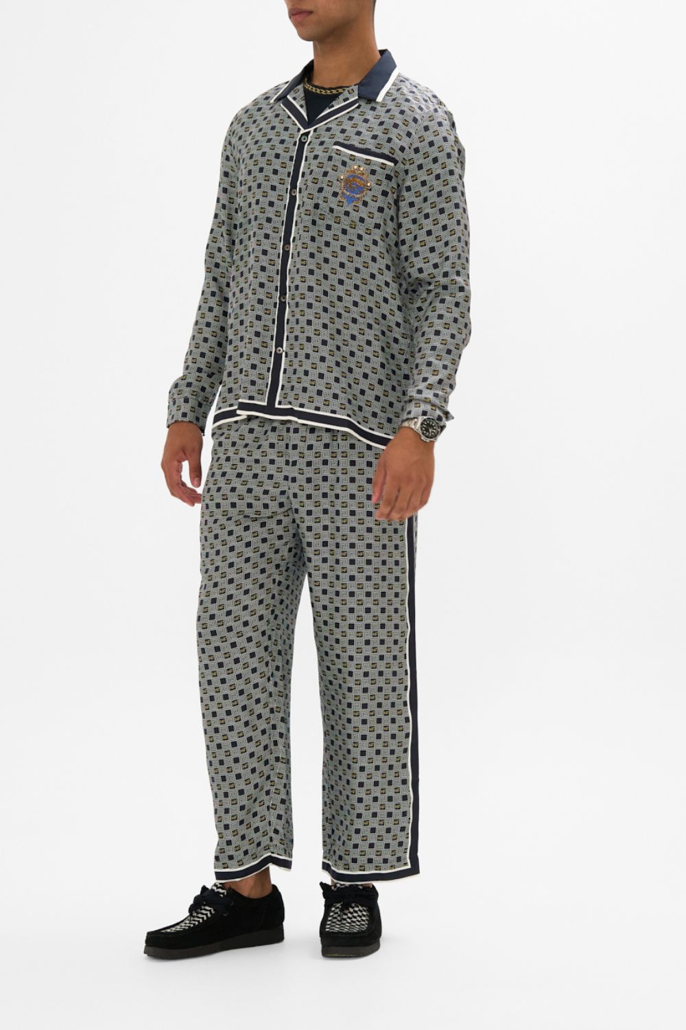 LONG SLEEVE CAMP COLLARED SHIRT RIDDLE OF THE SPHINX