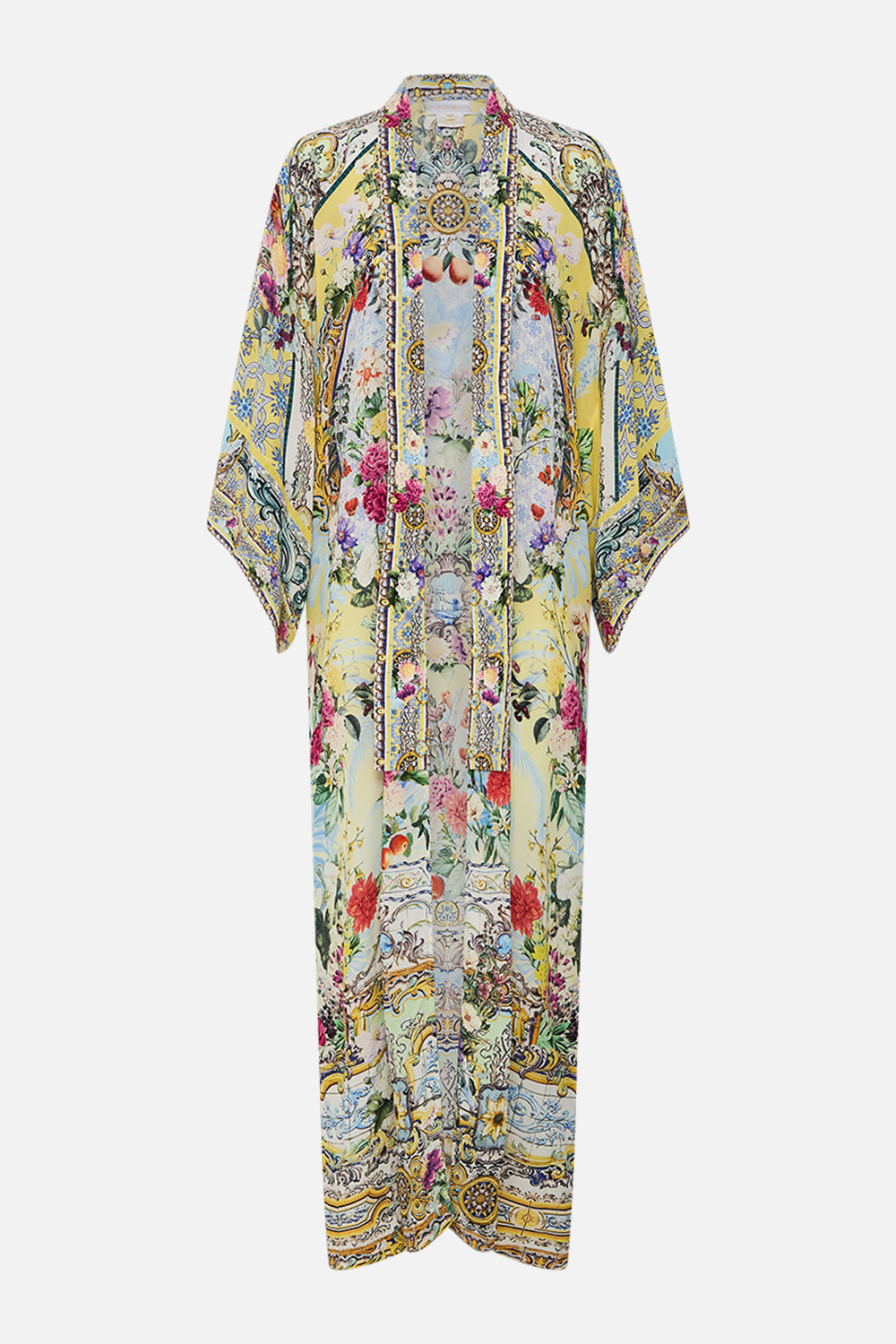 The CAMILLA KIMONO LAYER WITH COLLAR FLOR FANTÁSTICA in our  print.
