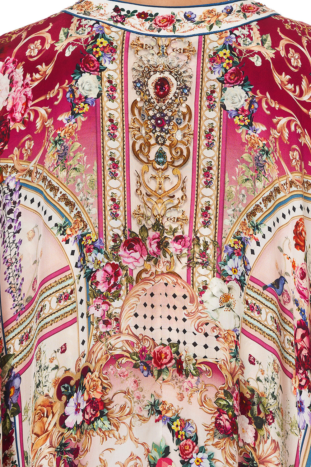 DRAPED HIGH-LOW LAYER SUMMONED BY A ROSE