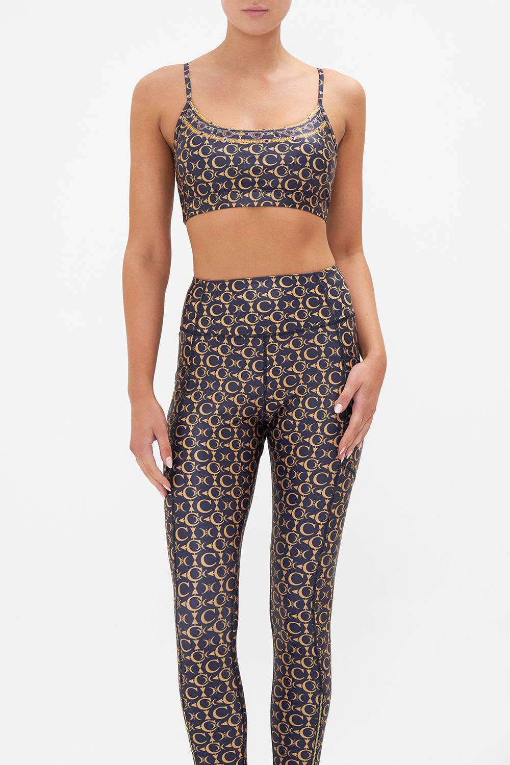 ACTIVE CROP SONG OF THE JUNGLE