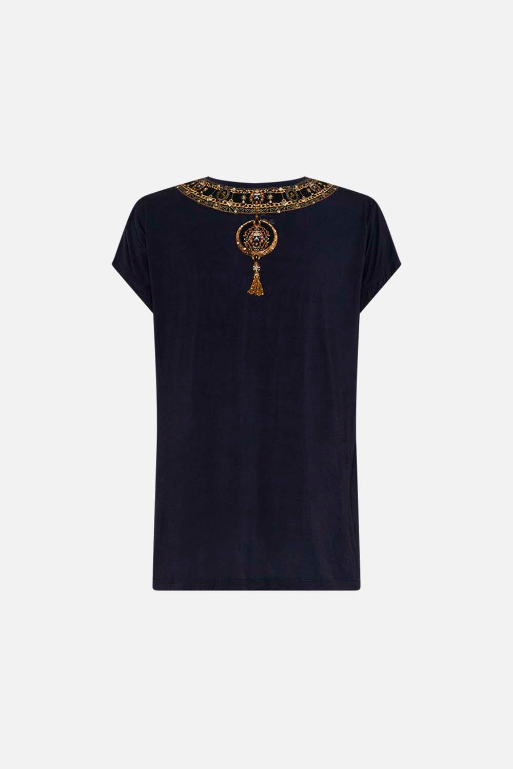 Video of model wearing CAMILLA v neck tee in Duomo Kaleido print