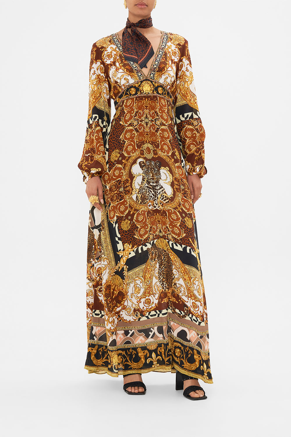 The CAMILLA SKINNY NECK SCARF FEELING FRESCO in our  print.
