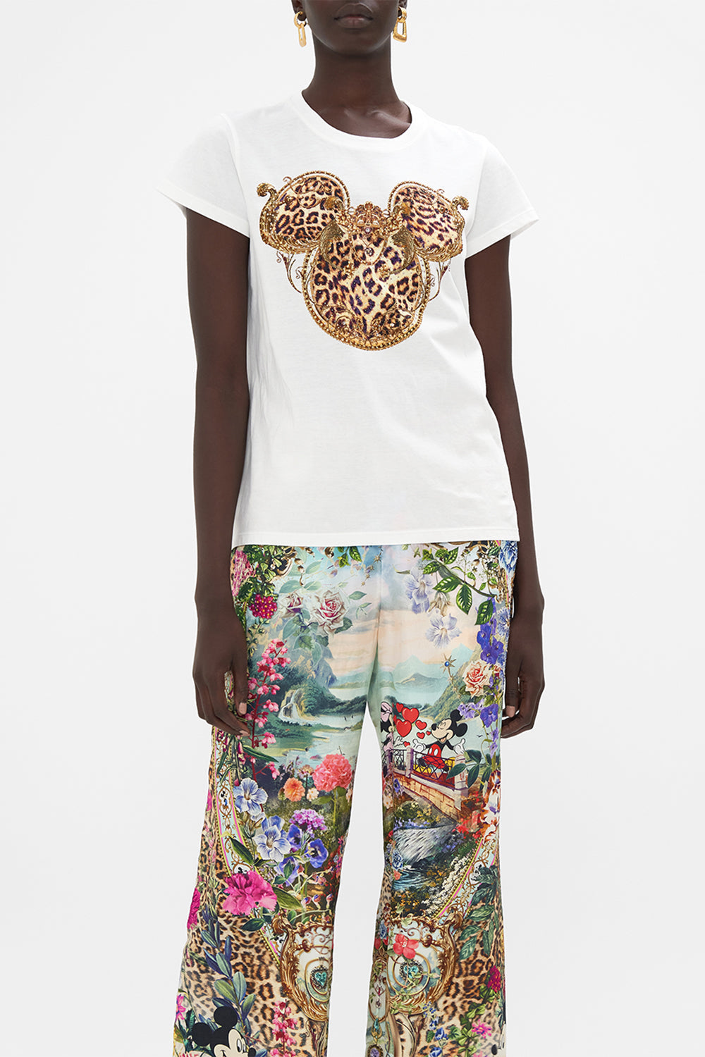 SLIM FIT  ROUND NECK T-SHIRT MICKEY TAKES A TRIP