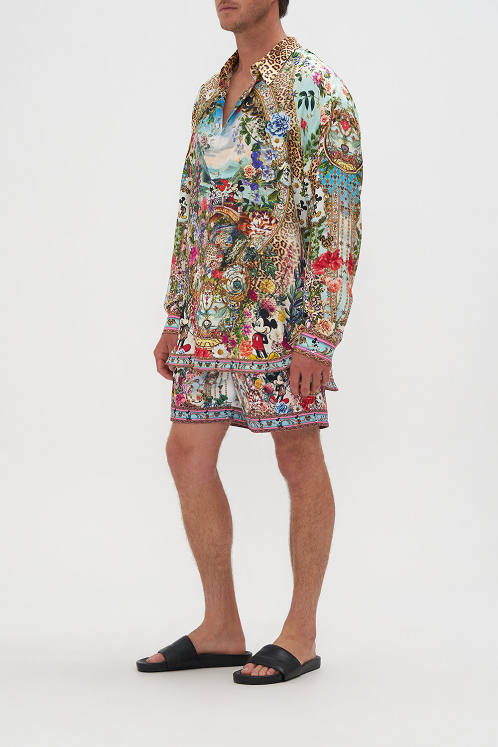 MENS OVERSIZED SHIRT MICKEY TAKES A TRIP