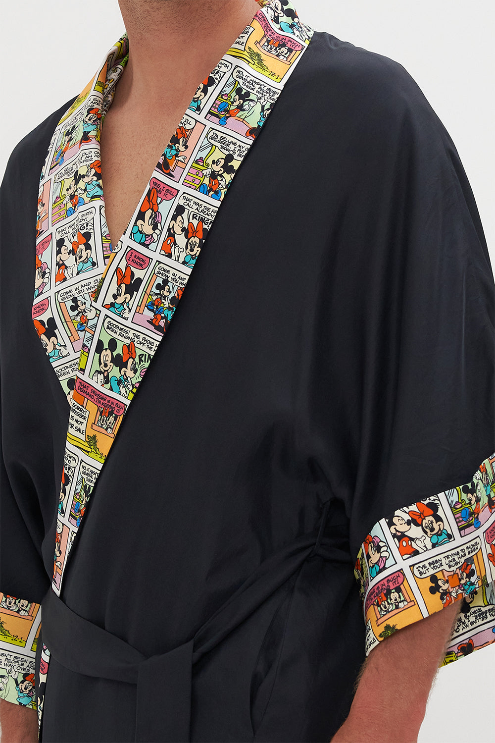 LONG LINE REVERSIBLE ROBE MICKEY TAKES A TRIP