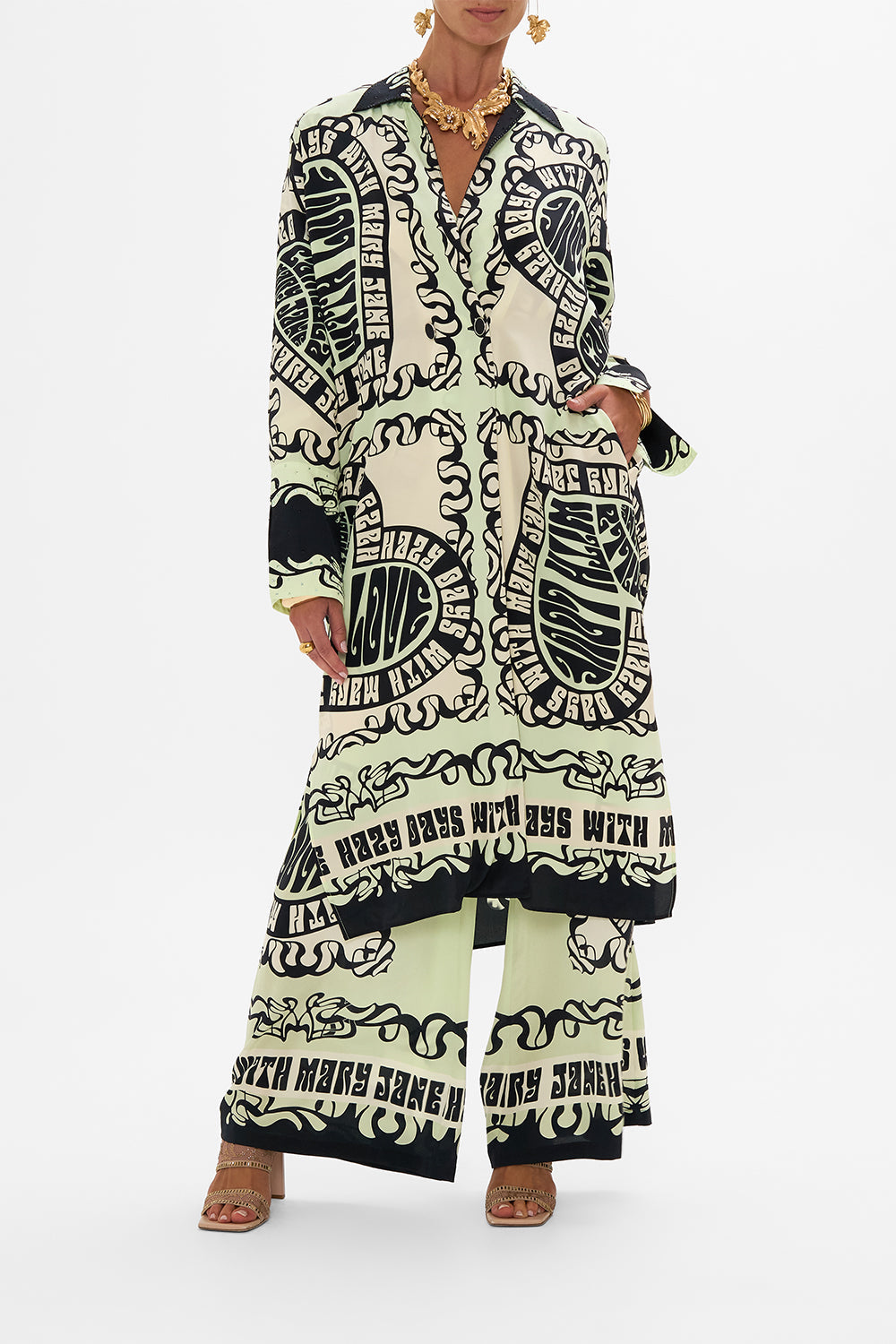 The CAMILLA SPLIT CUFF SOFT COAT DOUBLE DUTCH in our DOUBLE DUTCH print.
