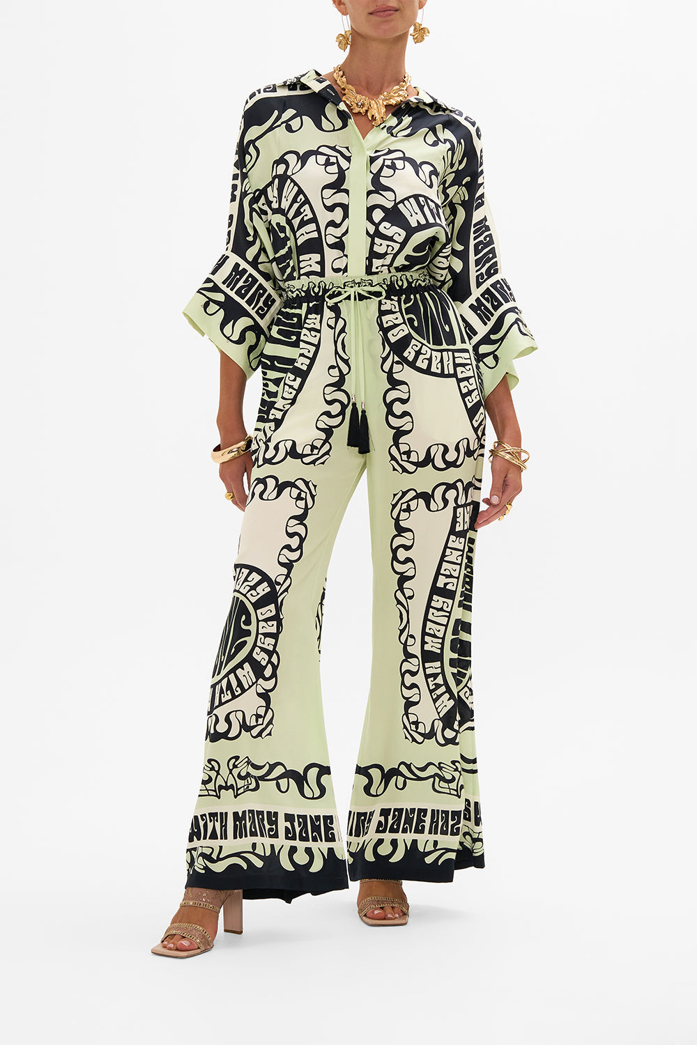 The CAMILLA LOUNGE PANT DOUBLE DUTCH in our DOUBLE DUTCH print.