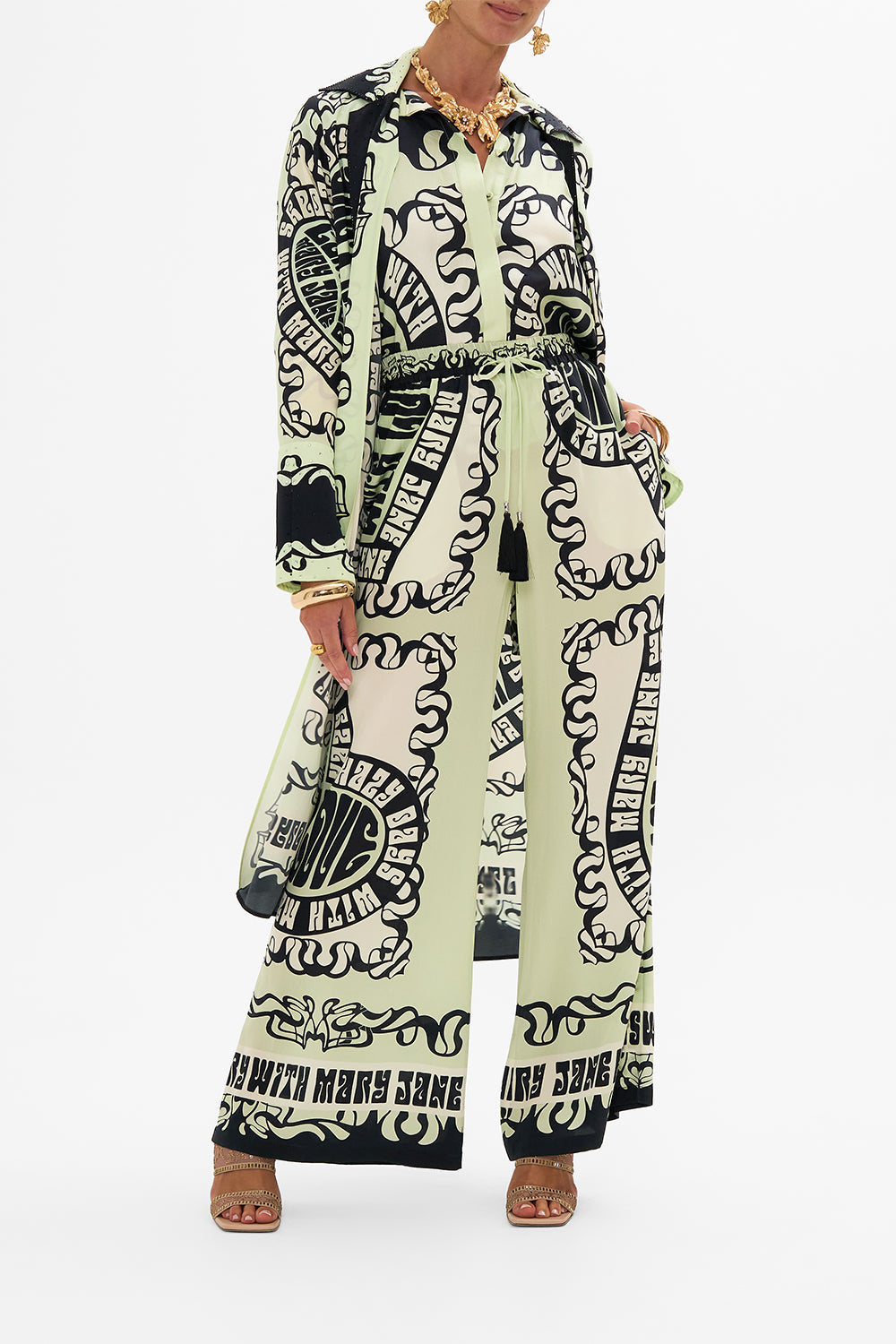 The CAMILLA LOUNGE PANT DOUBLE DUTCH in our  print.