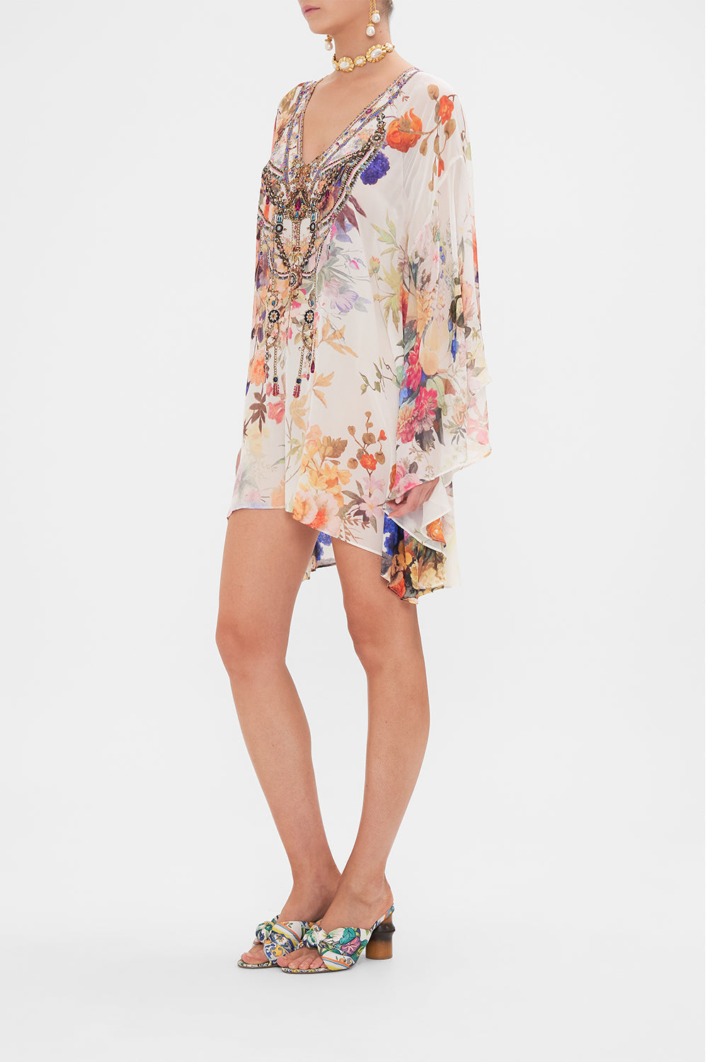 RAGLAN SLEEVE FLARED KAFTAN FRIENDS WITH FRESCOS