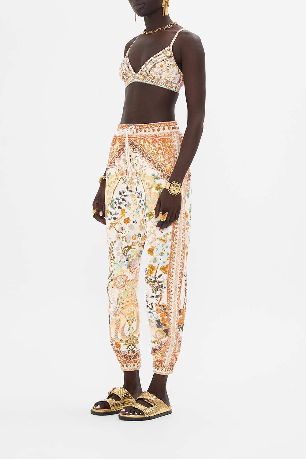 CAMILLA Soft Bra with Back Clip in Honour of Heirlooms print