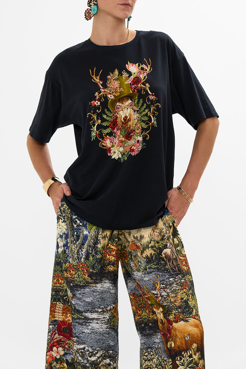 OVERSIZED BAND TEE TAPESTRY TOTEMS