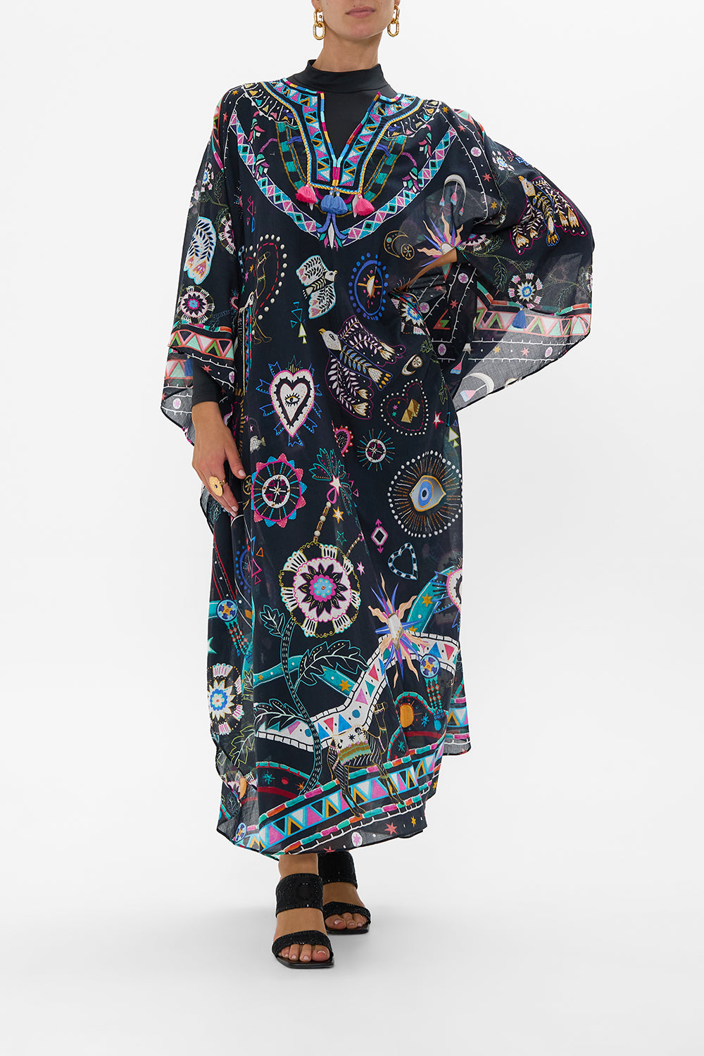 V NECK KAFTAN WITH FRONT WELT POCKETS NUBIAN NIGHTS