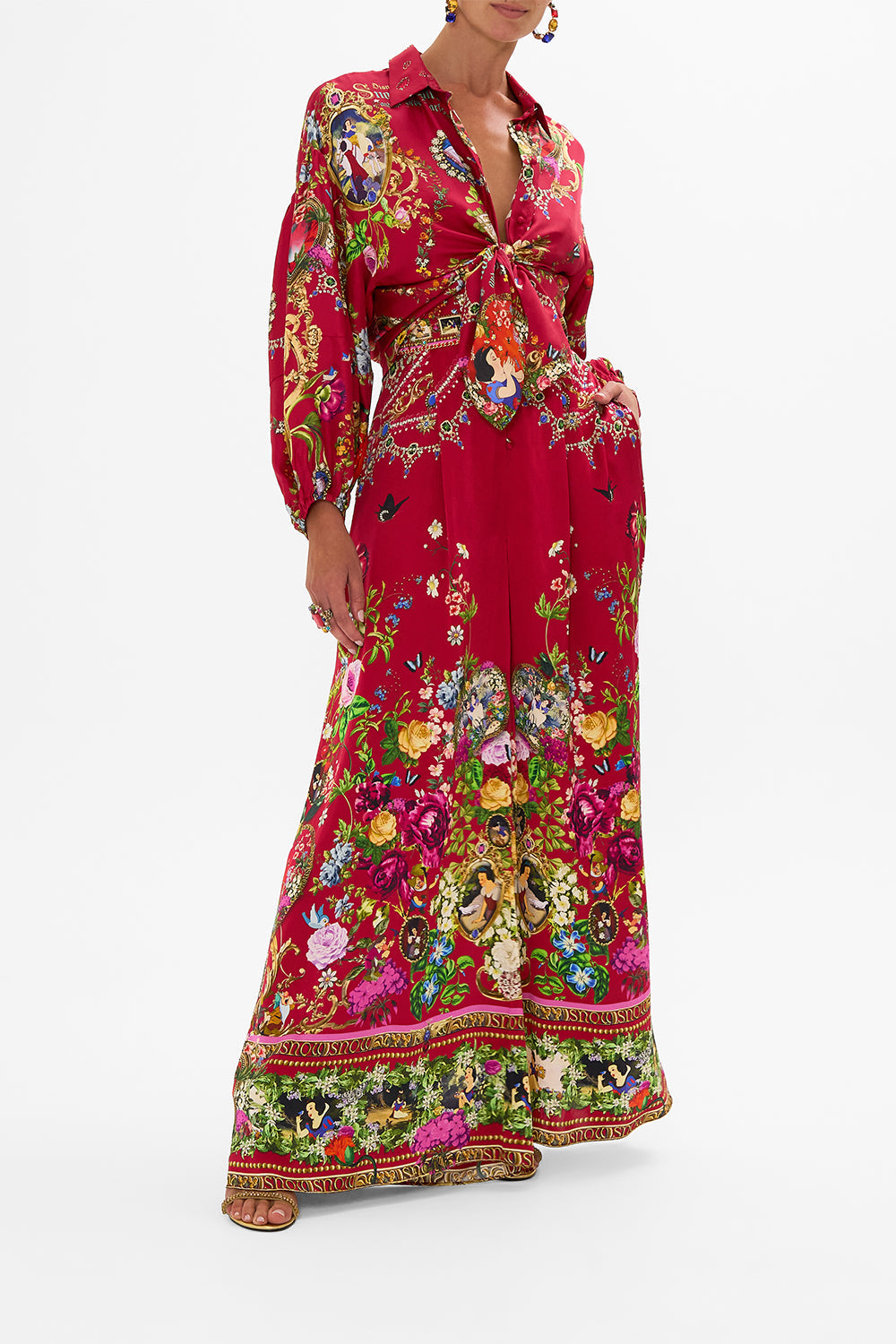 Disney CAMILLA silk blouse in Just One Bite Snow White print