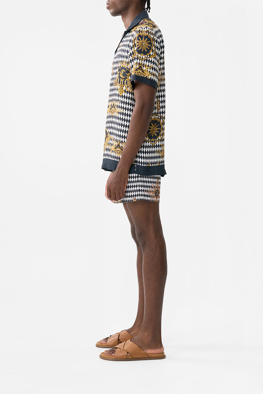 The CAMILLA SHORT SLEEVE CAMP COLLARED SHIRT MONARCHY MANIA in our  print.