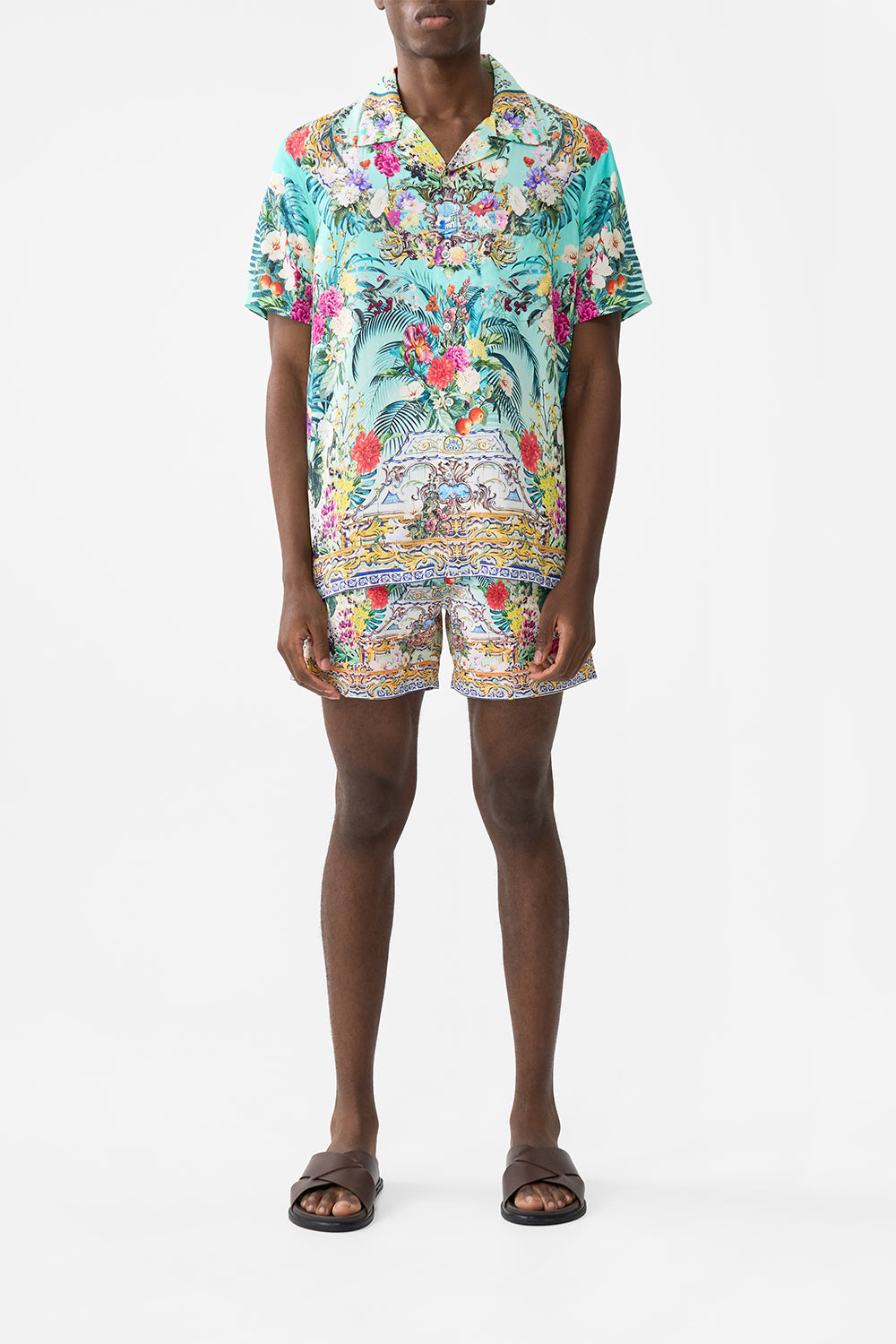 The CAMILLA SHORT SLEEVE CAMP COLLARED SHIRT GARDENS OF QUELUZ in our GARDENS OF QUELUZ print.