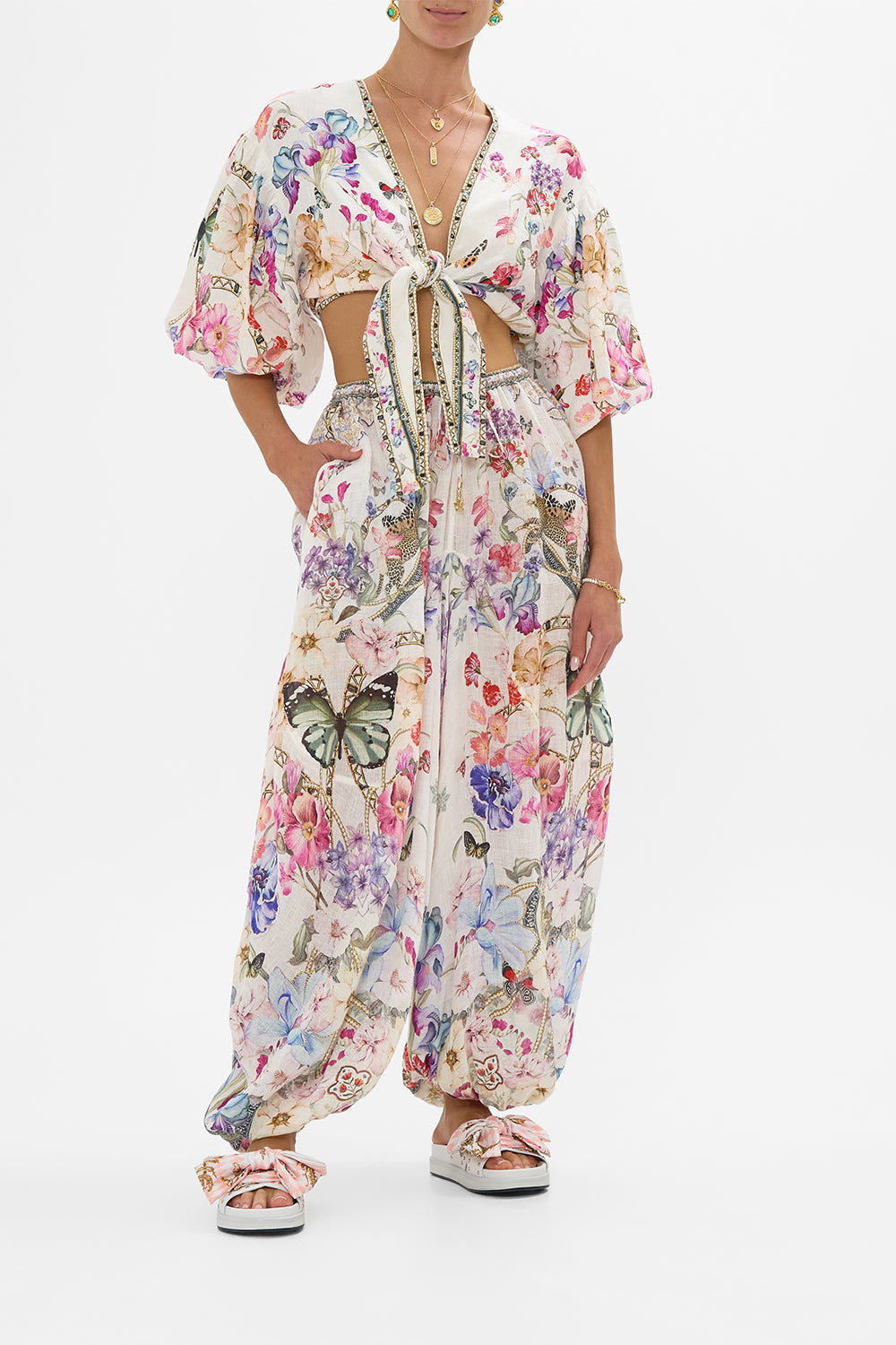 The CAMILLA PANELLED HAREM PANT WITH TIE WAIST MONSERRATE MAGIC in our MONSERRATE MAGIC print.