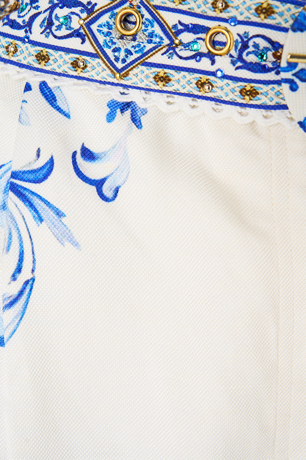 TUCK FRONT SHORT AZUL ADVENTURES