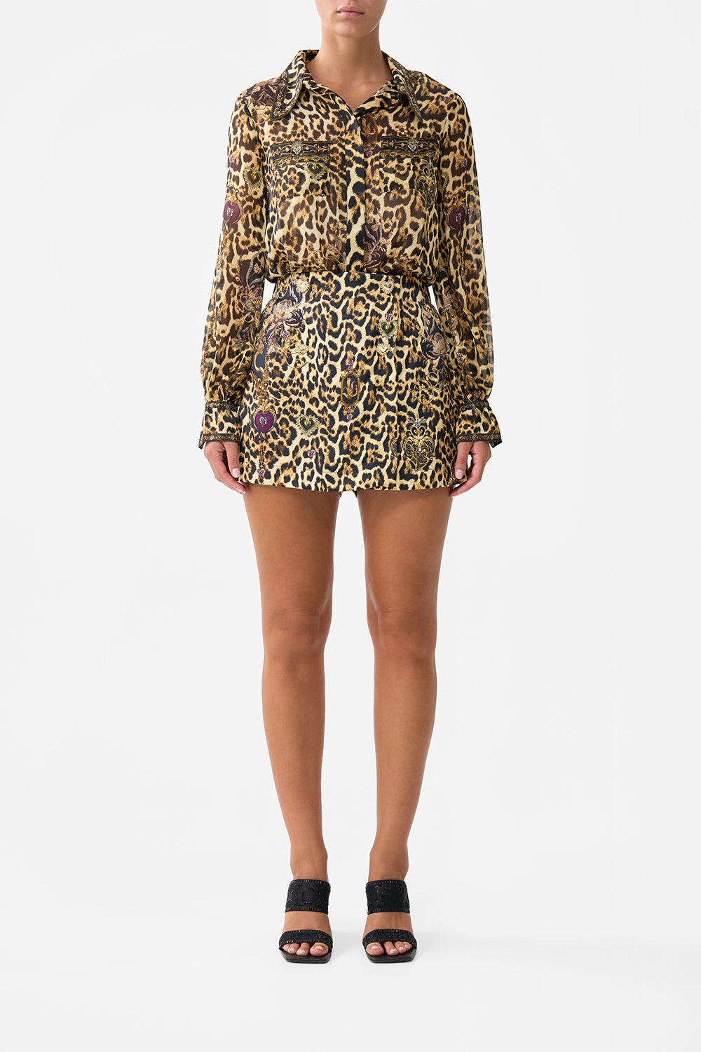 The CAMILLA TAILORED SKORT SAINTS AND SISTERS in our SAINTS AND SISTERS print.