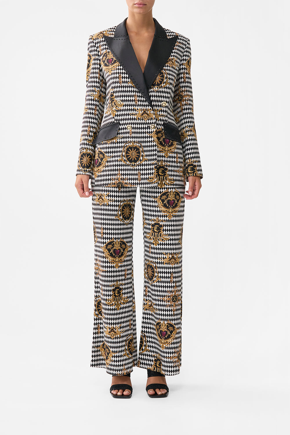 The CAMILLA DOUBLE BREASTED SUIT JACKET MONARCHY MANIA in our MONARCHY MANIA print.