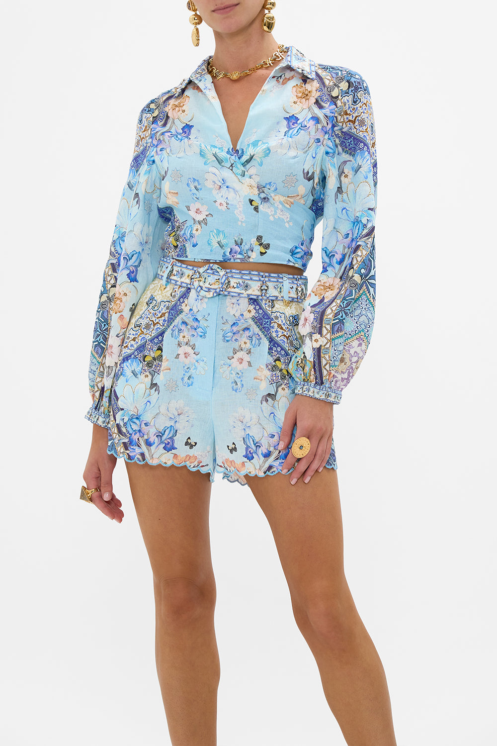 The CAMILLA CROPPED WRAP SHIRT AL MANIAL PALACE MEMOIRS in our  print.