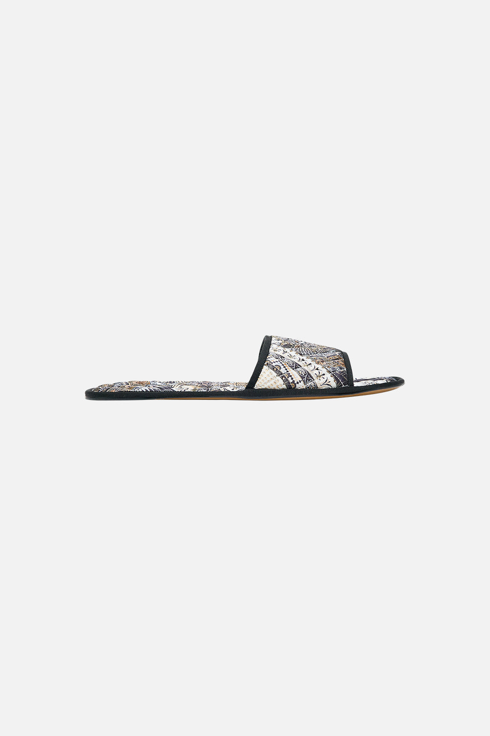 The CAMILLA SLIPPERS WITH TRAVEL CASE TEMPLES OF DENDARA in our TEMPLES OF DENDARA print.