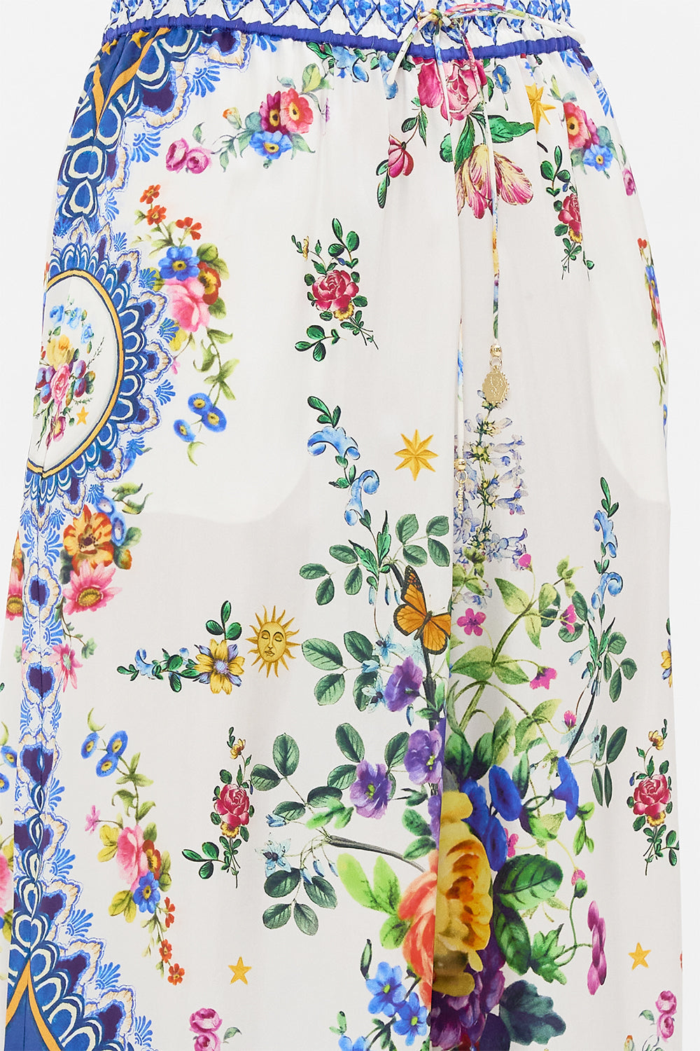 The CAMILLA STRAIGHT LEG PANT TILES DARLS in our  print.