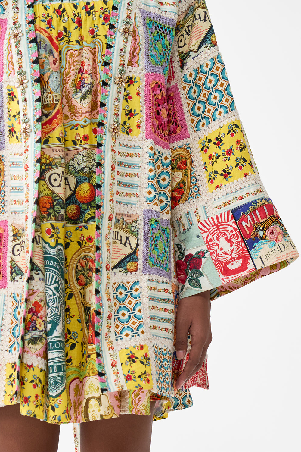 SHORT KIMONO WRAP AROMATIC TIGER FLOWER