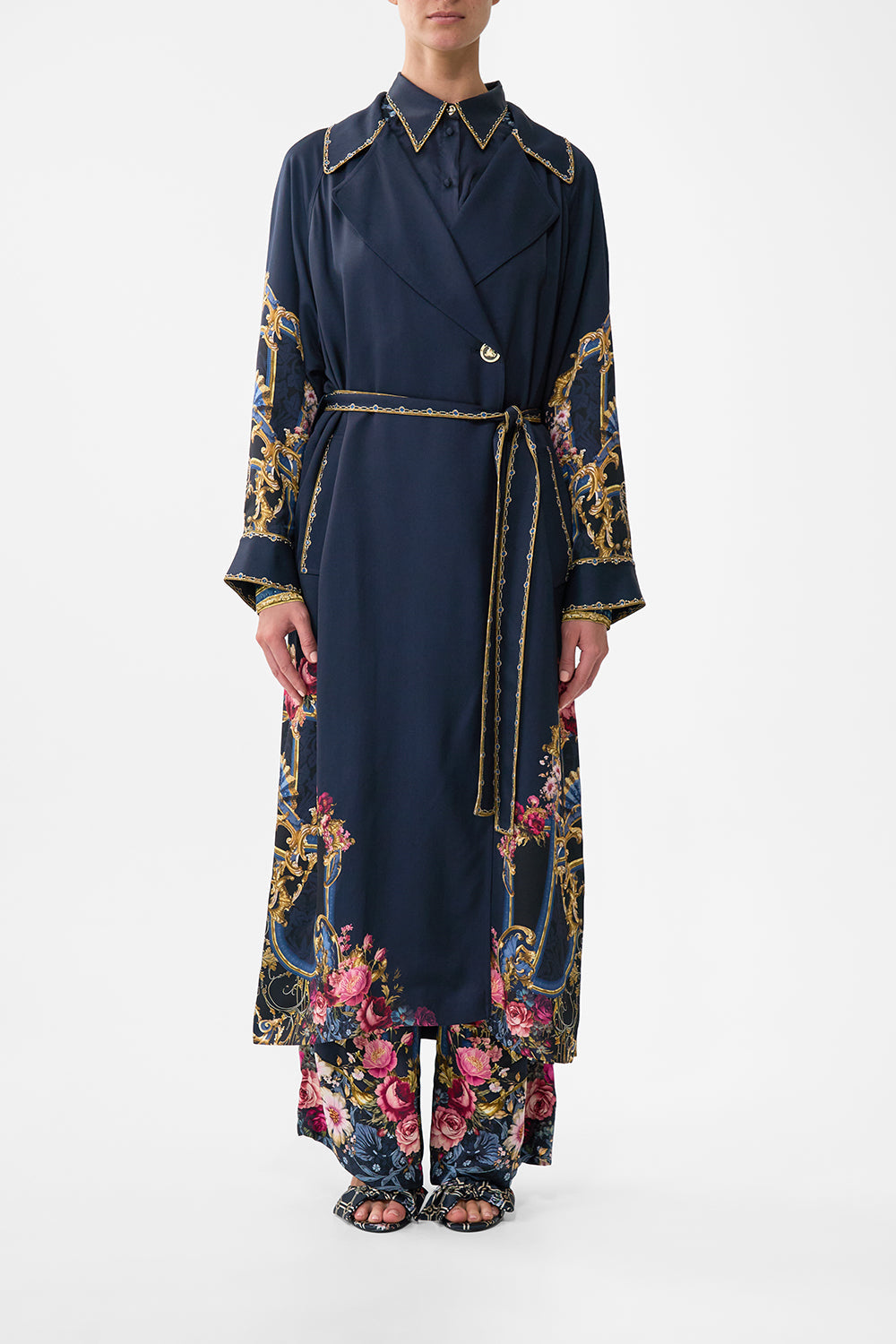 The CAMILLA PLEATED BACK TRENCH ORNATE ON A PLATE in our ORNATE ON A PLATE print.