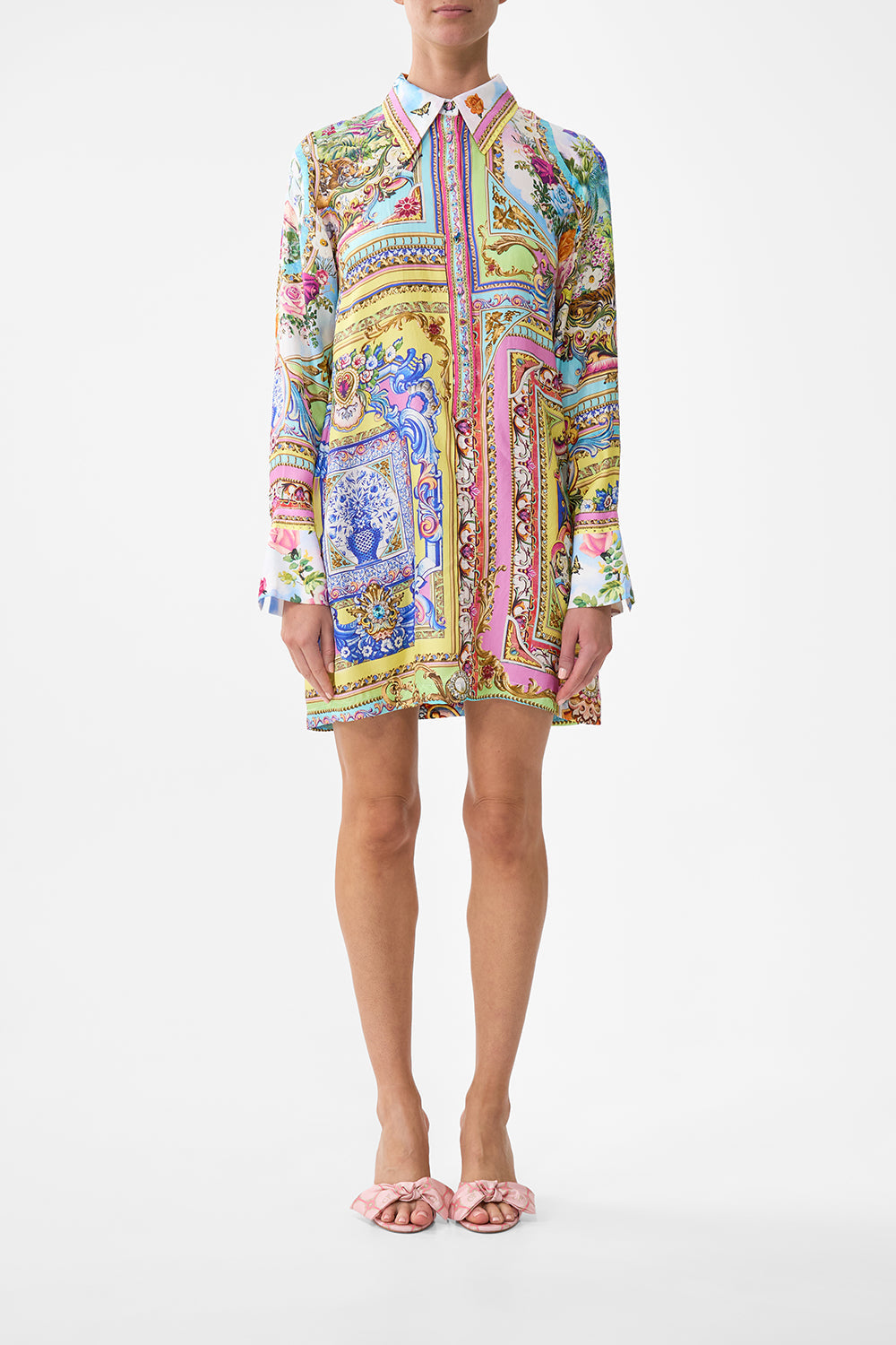 The CAMILLA MINI SHIRT DRESS SPIRIT OF SANTA MARIA in our SPIRIT OF SANTA MARIA print.
