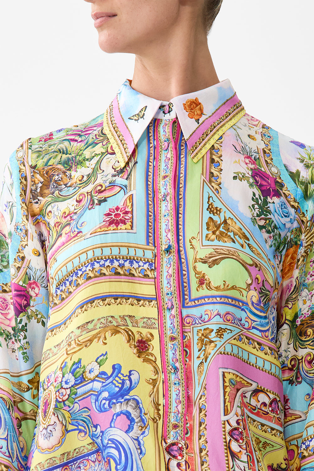 The CAMILLA MINI SHIRT DRESS SPIRIT OF SANTA MARIA in our  print.