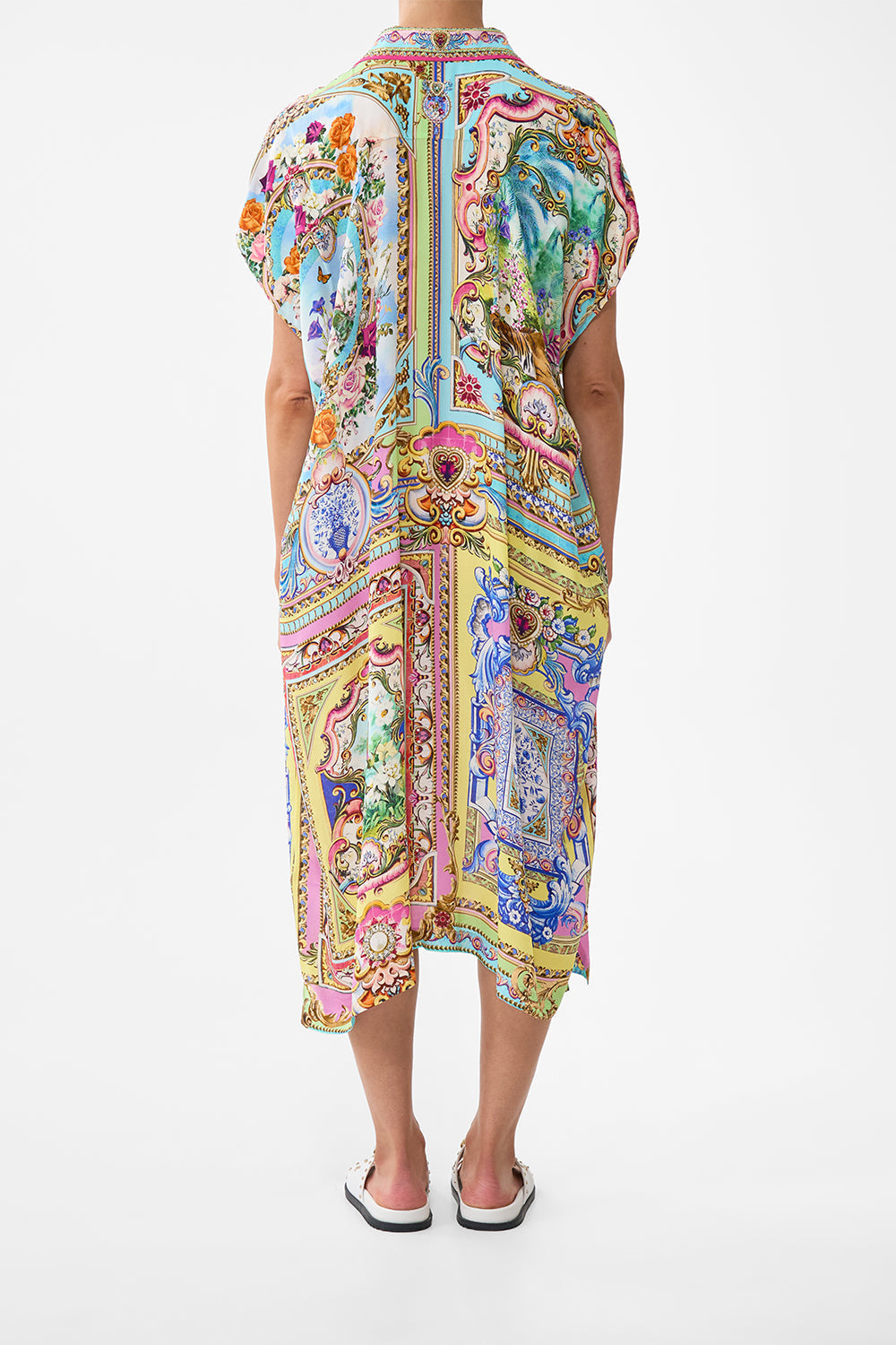 The CAMILLA SLEEVELESS SHIRTDRESS SPIRIT OF SANTA MARIA in our  print.