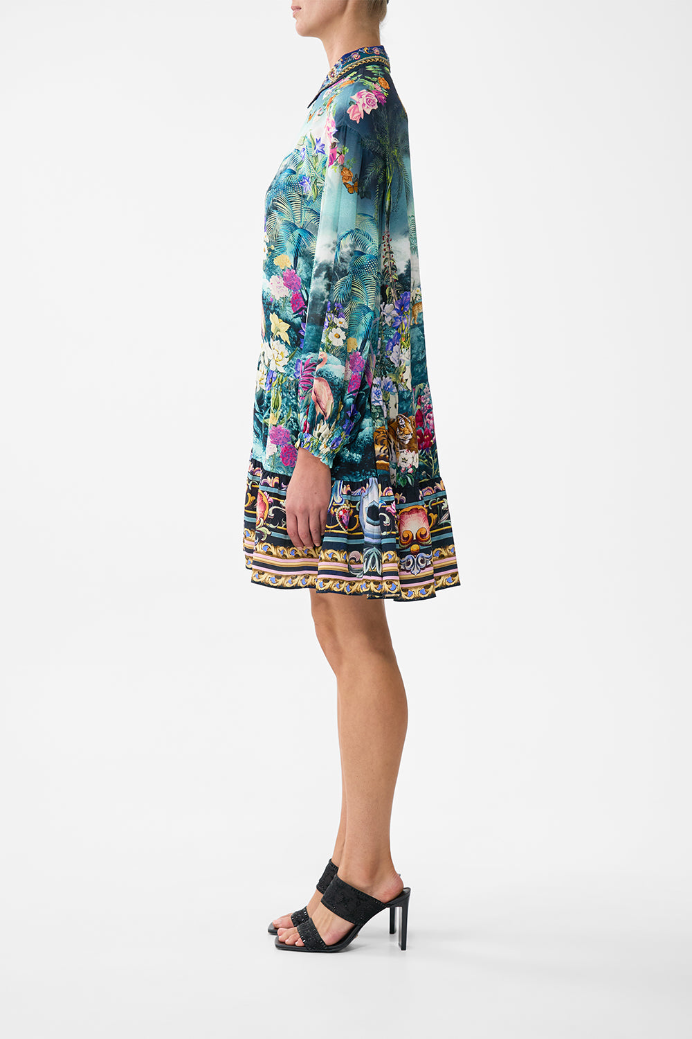 The CAMILLA LONG SLEEVE TIERED SHORT DRESS BASKED IN BAROQUE in our  print.