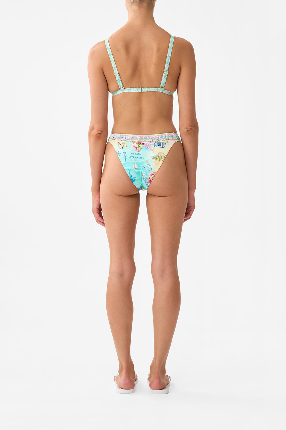 The CAMILLA TRIANGLE BIKINI TOP WITH KNOT FRONT JUST COASTING in our  print.