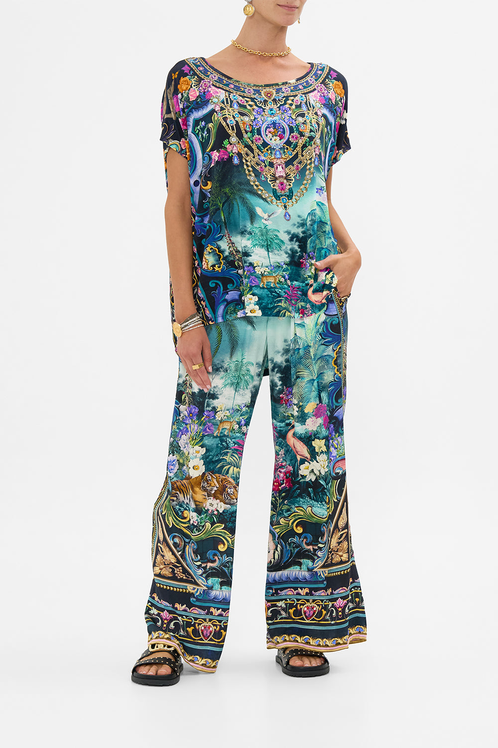 The CAMILLA Loose Fit Tee in our Basked In Baroque print.