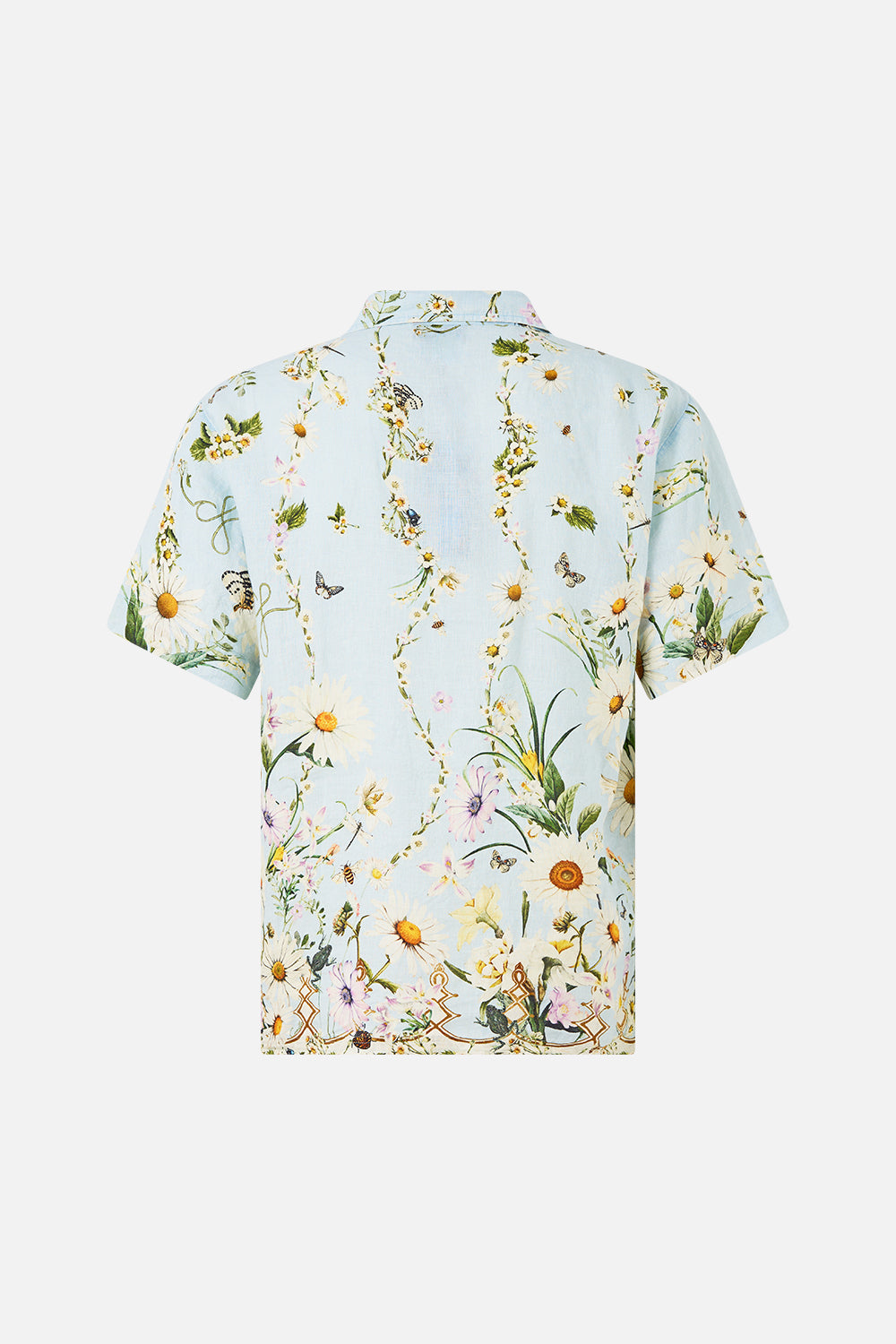 The CAMILLA SHORT SLEEVE CABANA SHIRT FLORAL FREEFALL in our  print.