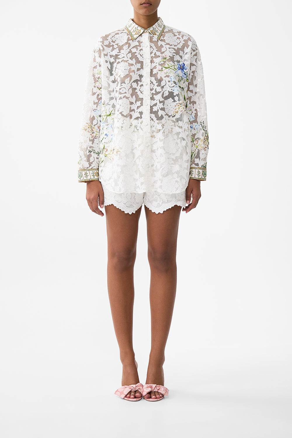 The CAMILLA COLLARED SHIRT WITH SIDE BUTTONS DRESSING ROOM DRAMA in our DRESSING ROOM DRAMA print.