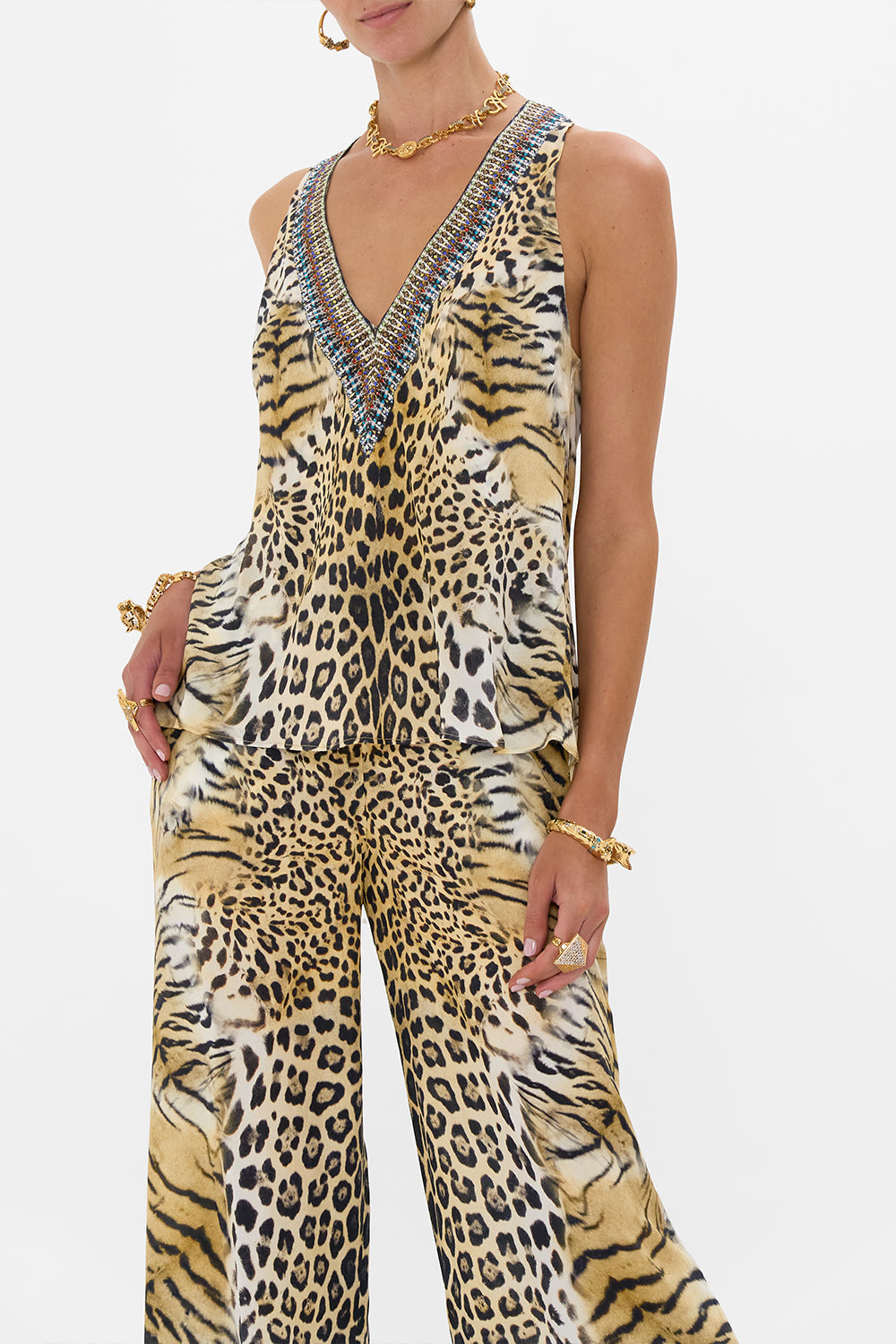 V NECK TOP WITH KNOT BACK JAGUAR