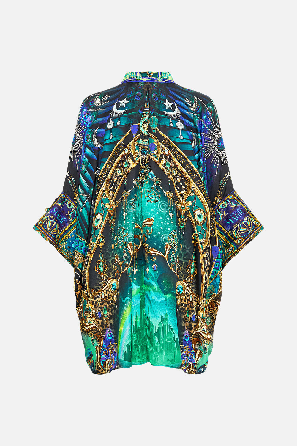 BATWING SHIRT DEFY GRAVITY