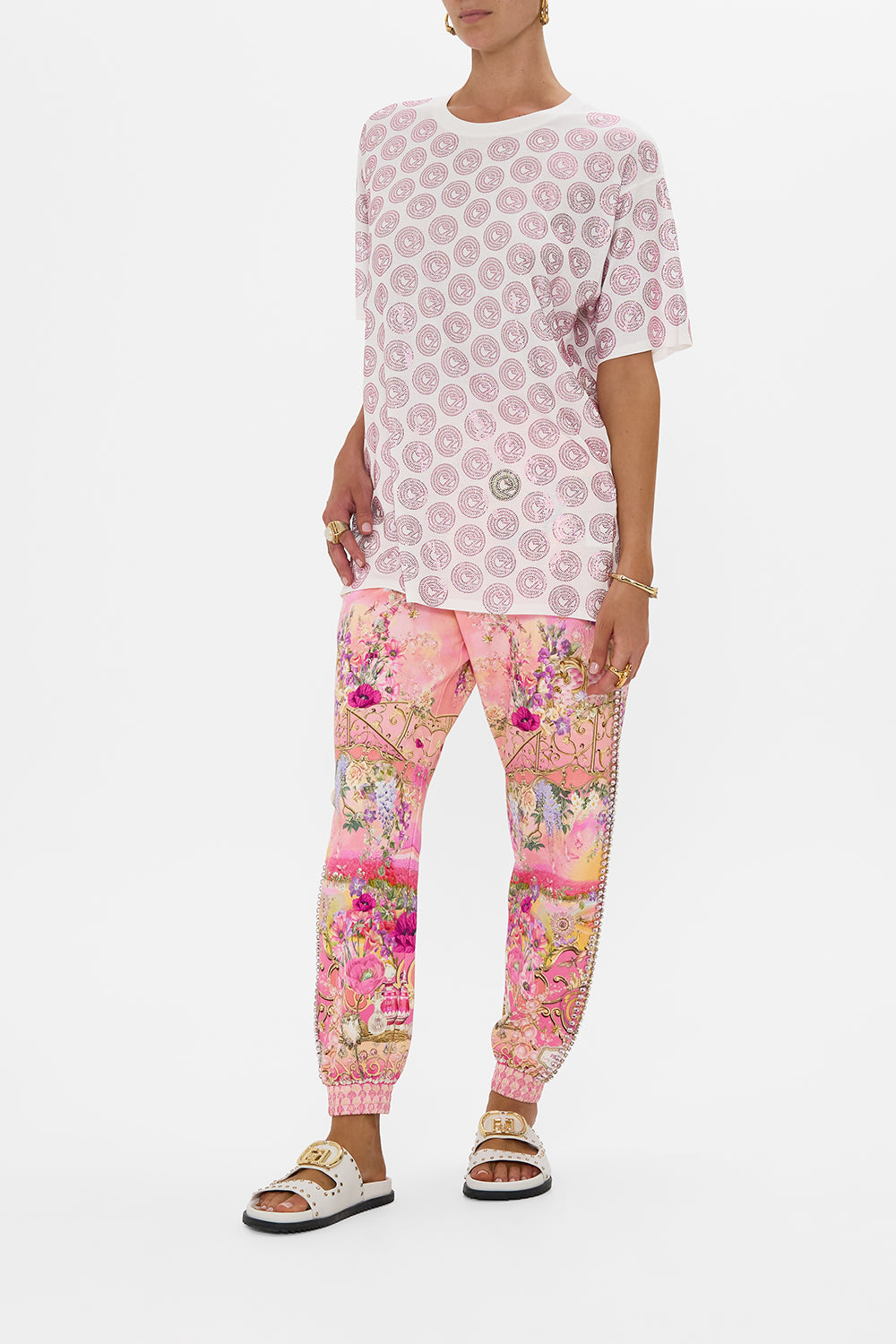 The CAMILLA OVERSIZED BAND TEE - WHITE/PINK TOTALLY OZMOPOLITAN in our  print.