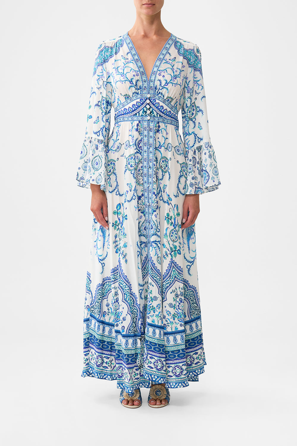 The CAMILLA shaped waistband dress with ruffle sleeve from our print Isnik lullaby