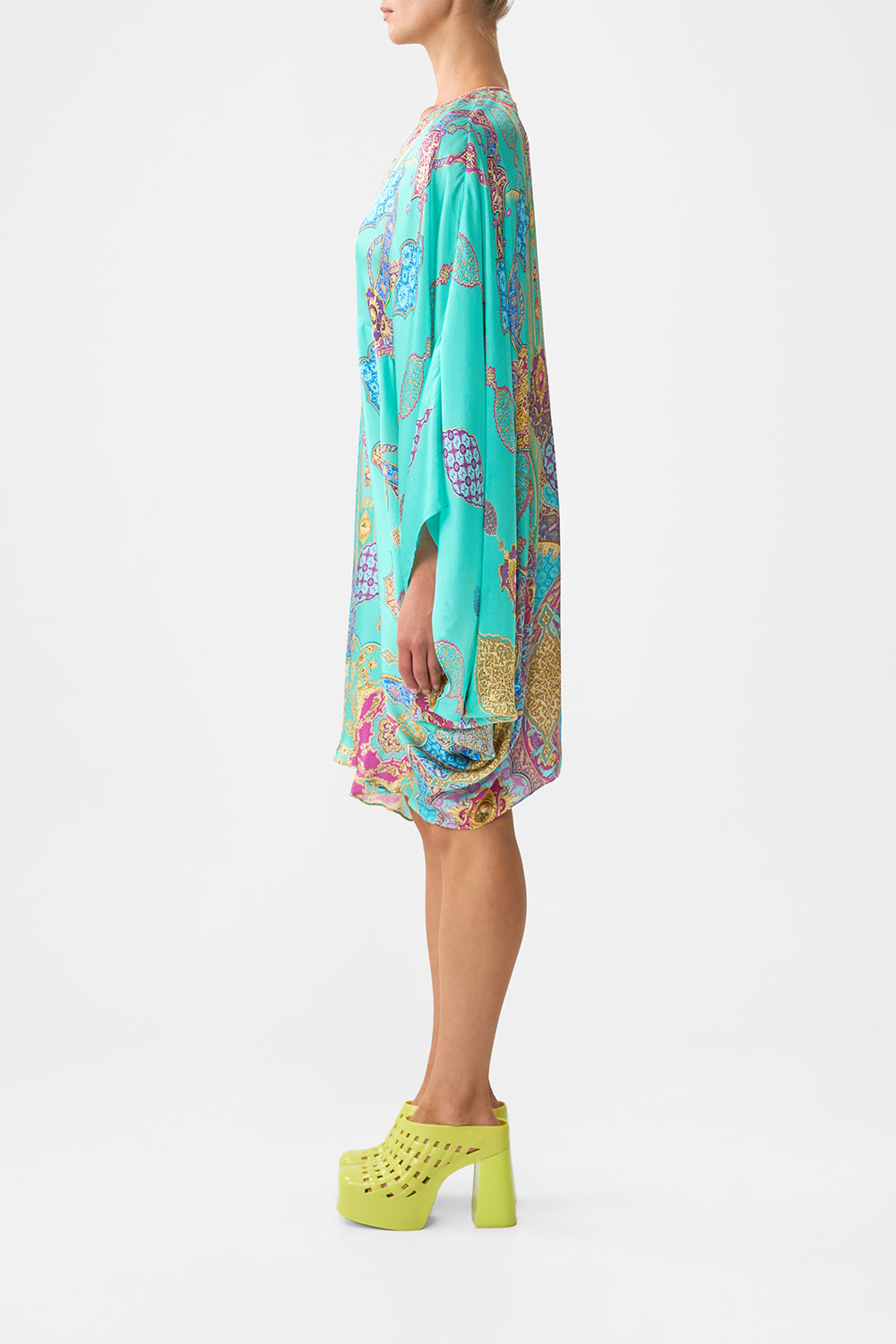 T SHAPE SHORT KAFTAN THE CONCUBINES CORRIDOR