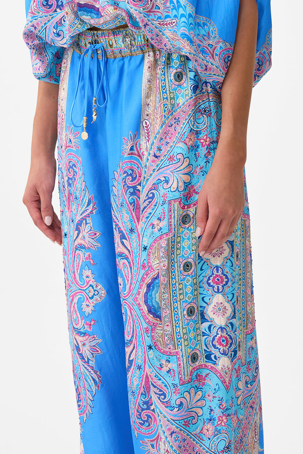 STRAIGHT LEG PANT FOOTSTEPS IN FOLKLORE