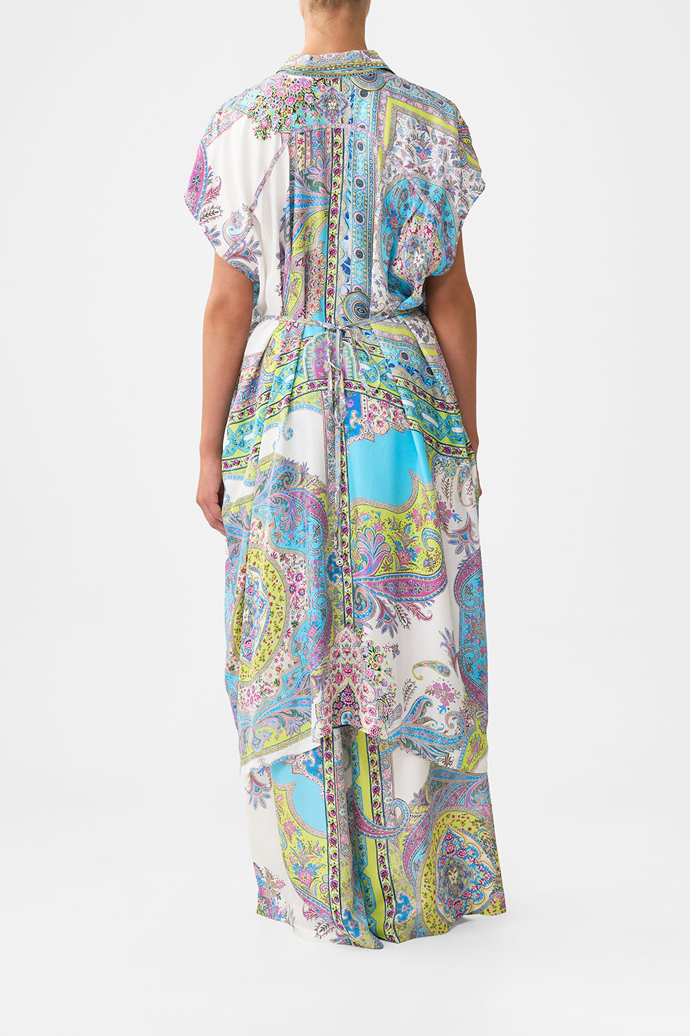 The CAMILLA SLEEVELESS SHIRTDRESS MAGIC CARPET RIDE in our  print.